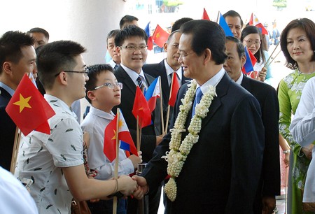 Thủ tướng Nguyễn Tấn Dũng tới Philippines  - ảnh 1